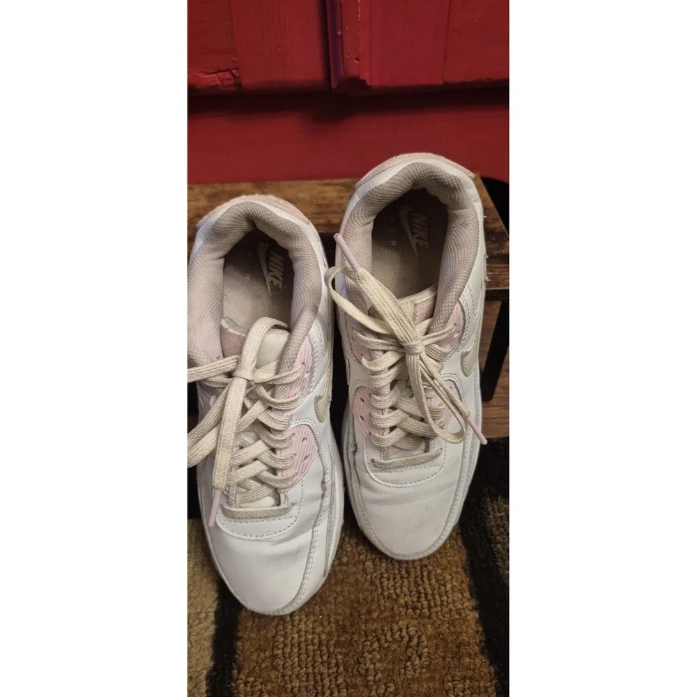 Nike Air Max Youth 7 Woman 7 90 LTR SE Easter White/Coconut Milk DQ0276-100 EUC